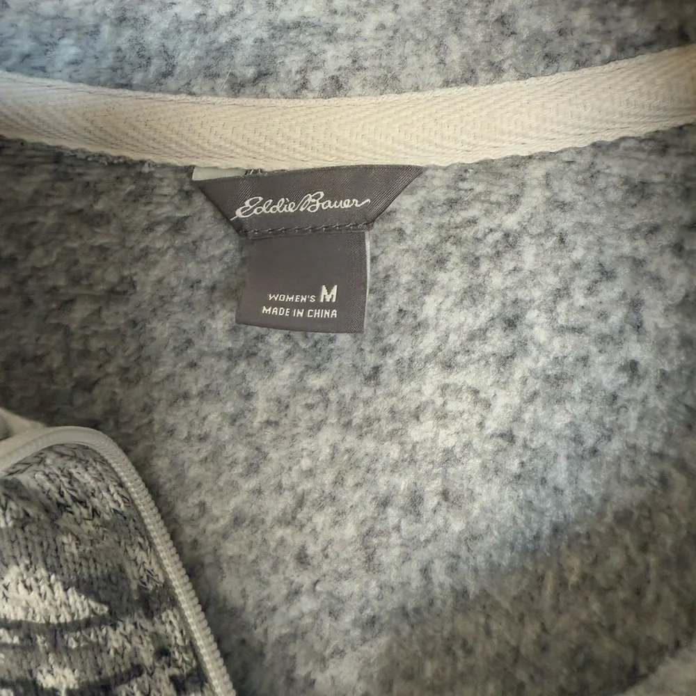 Eddie Bauer Gray Patterned Women’s Vest, Size M - Picture 2 of 3